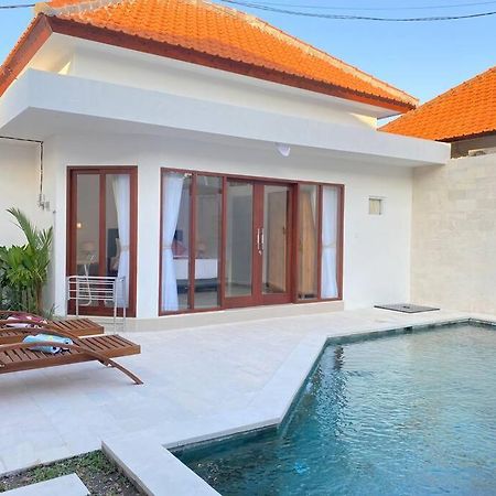 Villa Akmali Umalas 2Br With Private Pool & Jacuzzi Canggu  Exterior photo